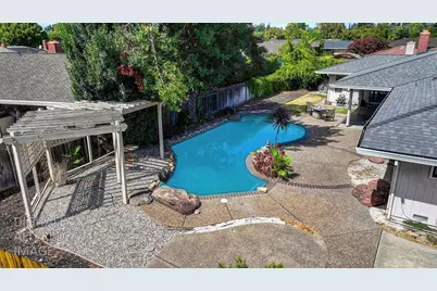 441 Estates Drive, Sacramento, CA 95864 - Photo 36