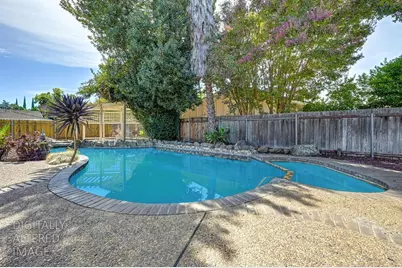 441 Estates Drive, Sacramento, CA 95864 - Photo 32