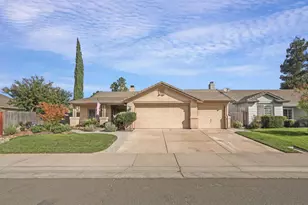 929 Lake Canyon Ave, Galt, CA 95632 - Photo 1