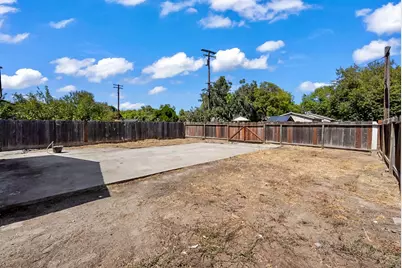 1501 Pearl Street, Modesto, CA 95350 - Photo 18