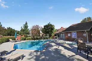 926 W Cross St, Woodland, CA 95695 - Photo 40