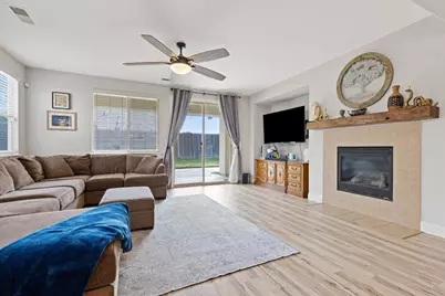 4045 Huston Way, Olivehurst, CA 95961 - Photo 18