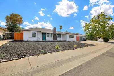 6208 Larry Way, North Highlands, CA 95660 - Photo 4