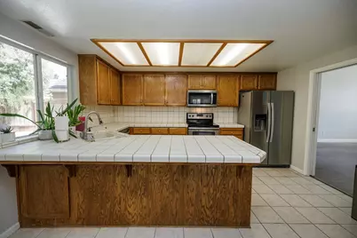 1045 Cedar Ridge Drive, Turlock, CA 95382 - Photo 10