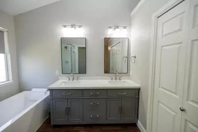1045 Cedar Ridge Drive, Turlock, CA 95382 - Photo 26