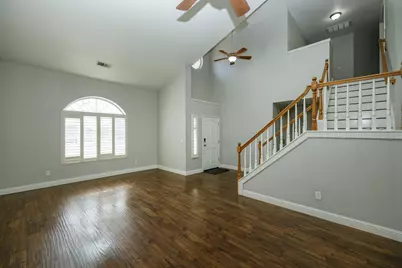 1045 Cedar Ridge Drive, Turlock, CA 95382 - Photo 6