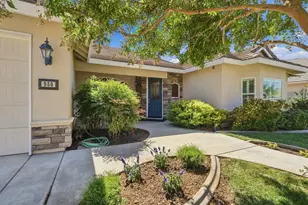 950 Chisholm Trail, Galt, CA 95632 - Photo 2