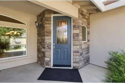 950 Chisholm Trail, Galt, CA 95632 - Photo 4