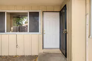 7300 Arleta Ct, Sacramento, CA 95823 - Photo 4