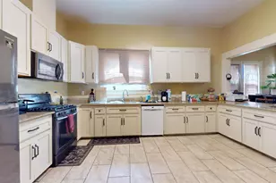 125 S I St, Madera, CA 93637 - Photo 10