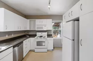 2040 Verano St, Sacramento, CA 95838 - Photo 12