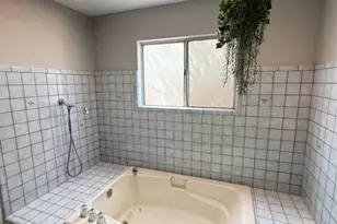 1147 Mirror Lake Dr, Merced, CA 95340 - Photo 8