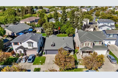 2485 Paseo Del Sol, Turlock, CA 95382 - Photo 10