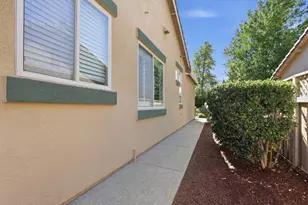 679 Blossom Ln, Lincoln, CA 95648 - Photo 52