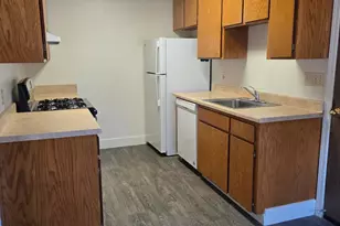 223 Woodland Ave, Woodland, CA 95695 - Photo 2