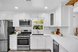 1619 55th St, Sacramento, CA 95819 - Photo 10