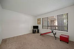 2200 Woodside Ln, Sacramento, CA 95825 - Photo 10