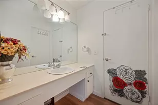 2200 Woodside Ln, Sacramento, CA 95825 - Photo 22