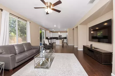 5809 Isaac Way, Elk Grove, CA 95757 - Photo 32