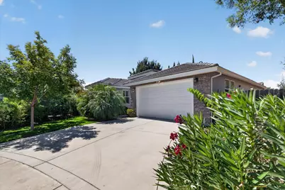 898 Morales Court, Ceres, CA 95351 - Photo 2