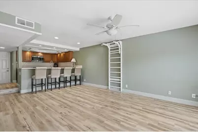 1370 Dustin Drive #8, Yuba City, CA 95993 - Photo 10