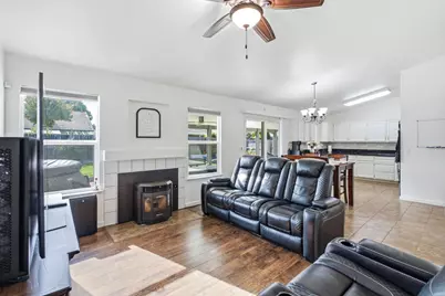1830 Whispering Oaks Drive, Yuba City, CA 95991 - Photo 4