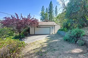 10520 Oak Springs Rd, Penn Valley, CA 95946 - Photo 2