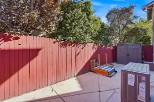 2875 Tourbrook Way, Sacramento, CA 95833 - Photo 36