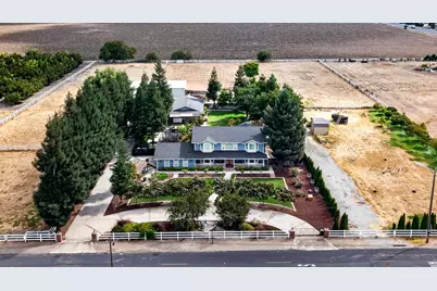 310 S Bern Avenue, Stockton, CA 95215 - Photo 2