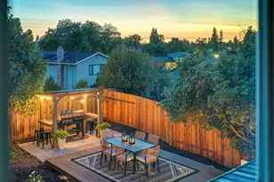 8208 Alba Ct, Citrus Heights, CA 95610 - Photo 4