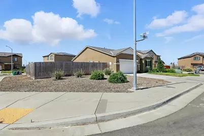 1985 Alma Court, Chowchilla, CA 93610 - Photo 2