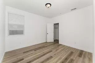 2352 Bronze Star Way, Sacramento, CA 95818 - Photo 34