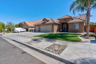 530 Castlerock Court, Los Banos, CA 93635 - Photo 2