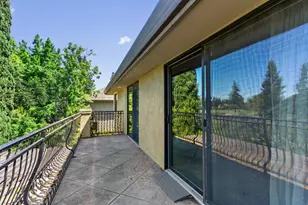 9201 Laguna Lake Way, Elk Grove, CA 95758 - Photo 64