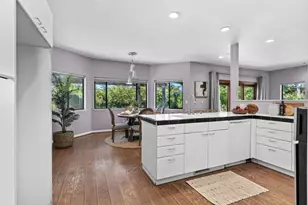 9201 Laguna Lake Way, Elk Grove, CA 95758 - Photo 32