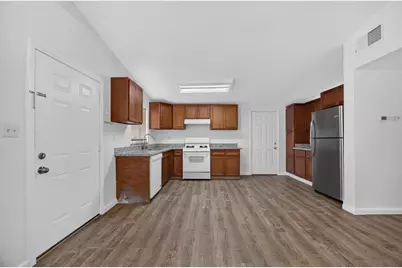 5744 39th Street, Sacramento, CA 95824 - Photo 6