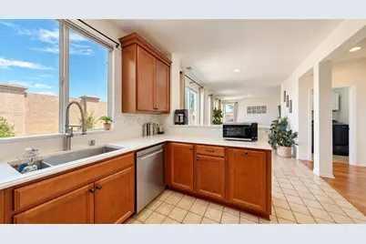 470 Baldwin Court, Tracy, CA 95376 - Photo 24