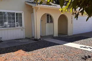 16194 Noel Ln, Lathrop, CA 95330 - Photo 2