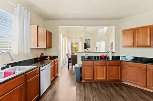 5350 Dunlay Dr, Sacramento, CA 95835 - Photo 12