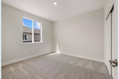 727 E Chelsea Street, Lodi, CA 95242 - Photo 46
