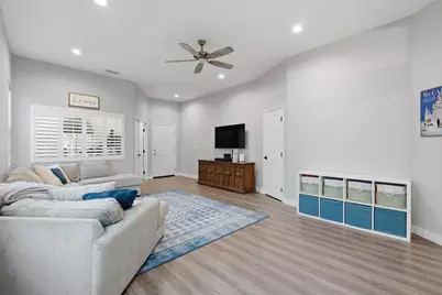 240 Bettencourt Drive, Roseville, CA 95678 - Photo 4