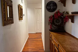 8928 Hollowstone Way, Sacramento, CA 95828 - Photo 10