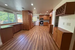 1068 Sandra St, Los Banos, CA 93635 - Photo 10