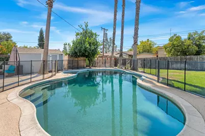 5222 Locust Avenue, Carmichael, CA 95608 - Photo 2