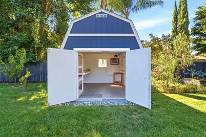 6860 Pocket Road, Sacramento, CA 95831 - Photo 48