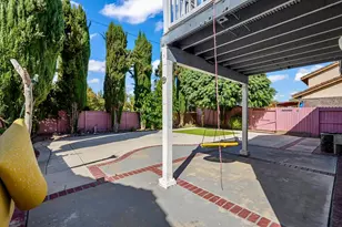 1067 Klemeyer Cir, Stockton, CA 95206 - Photo 22