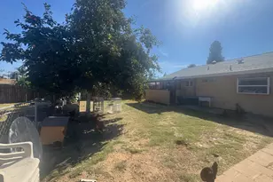 201 Dover Dr, Galt, CA 95632 - Photo 4