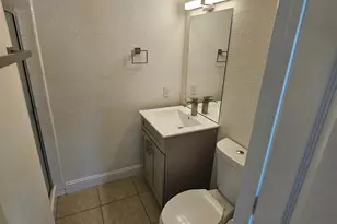 9525 Kelley Dr, Stockton, CA 95209 - Photo 18