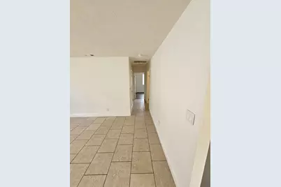 9525 Kelley Drive, Stockton, CA 95209 - Photo 6