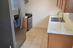 9525 Kelley Dr, Stockton, CA 95209 - Photo 20